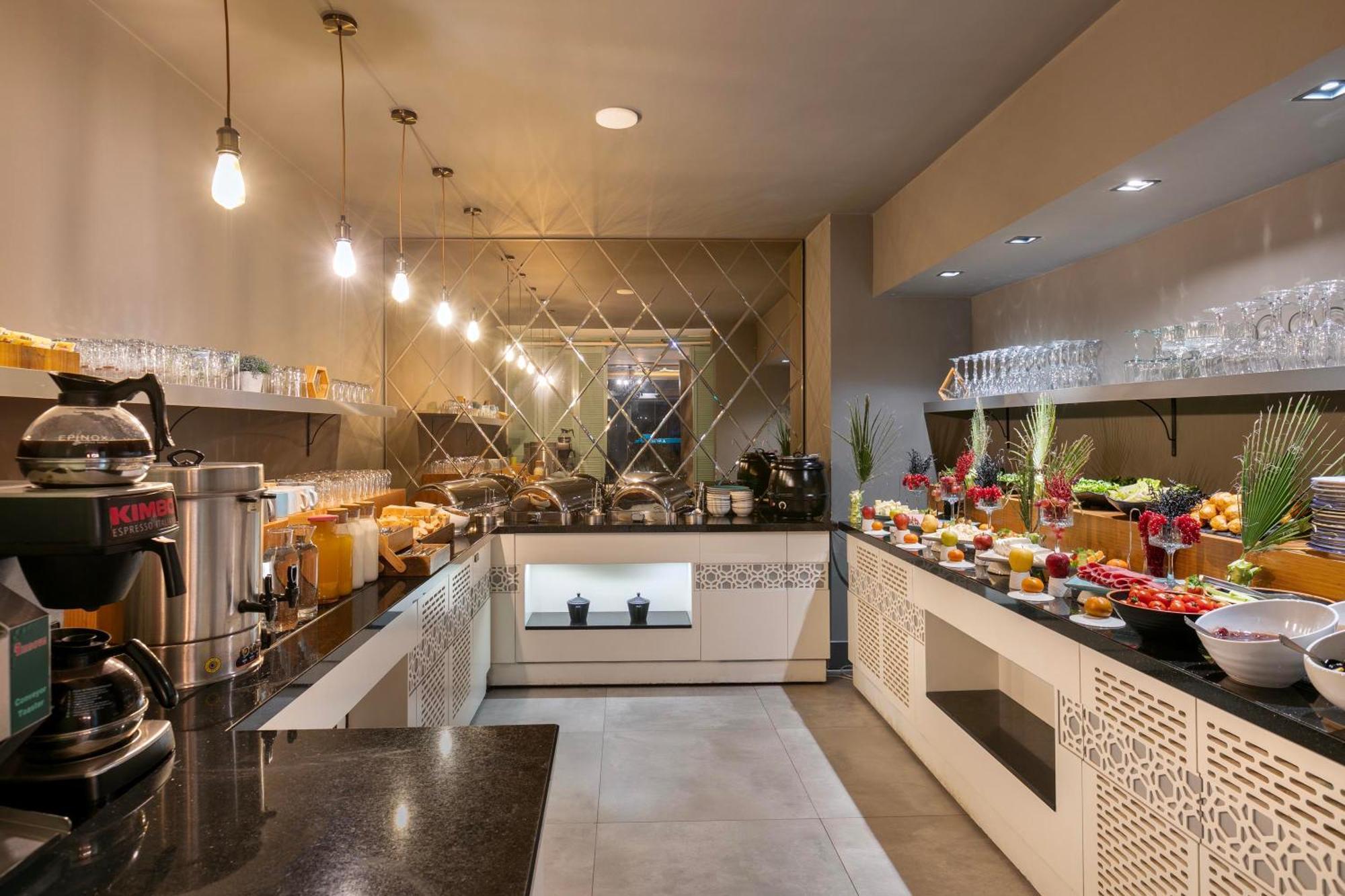 Azuu Boutique Hotel Анталья Экстерьер фото