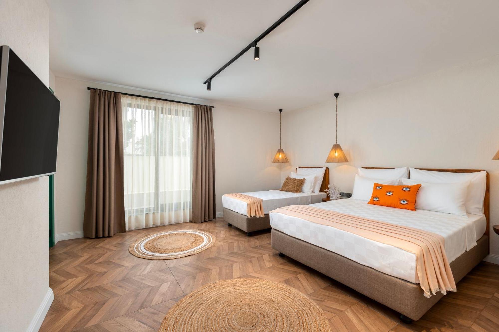 Azuu Boutique Hotel Анталья Экстерьер фото